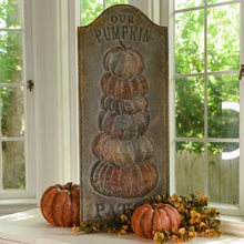 Load image into Gallery viewer, Metal Distressed Pumpkin Patch Sign