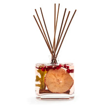 Load image into Gallery viewer, Apple Cider Cinnamon Botanical Reed Diffuser