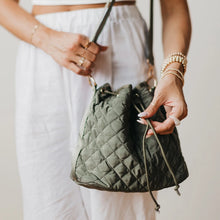 Load image into Gallery viewer, Quincey Quilted Crossbody-3 Colors