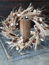 Load image into Gallery viewer, Crinkle Grass &amp; Pinecone Wreath
